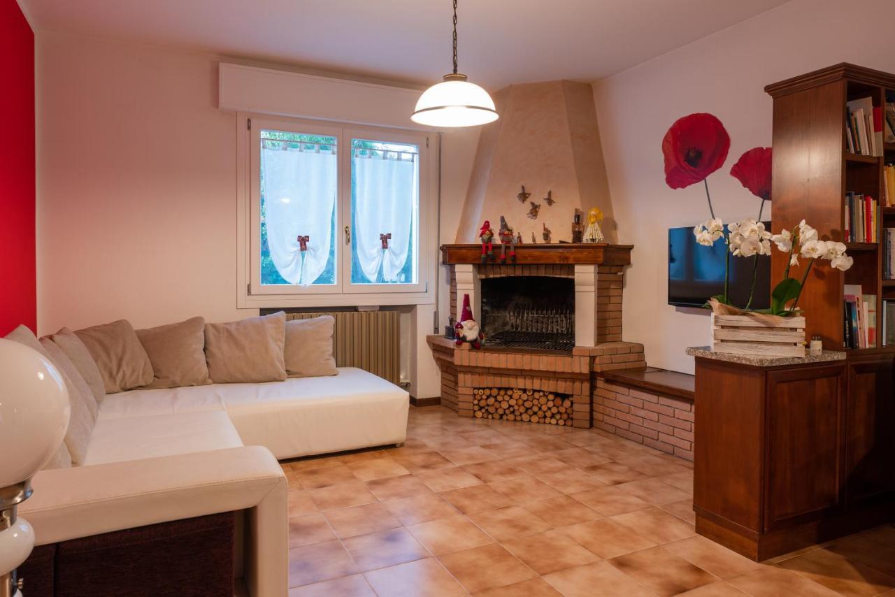 Al Casale B&B Casalserugo Εξωτερικό φωτογραφία